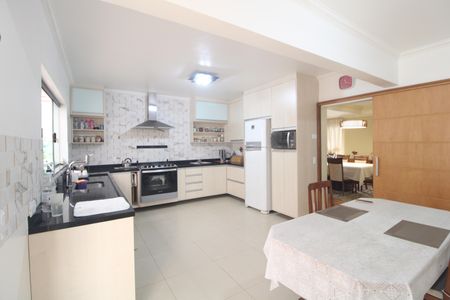 Casa à venda com 212m², 3 quartos e 5 vagasCozinha