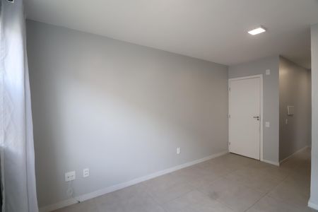 Sala de apartamento para alugar com 2 quartos, 41m² em Estância Velha, Canoas