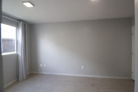 Sala de apartamento para alugar com 2 quartos, 41m² em Estância Velha, Canoas