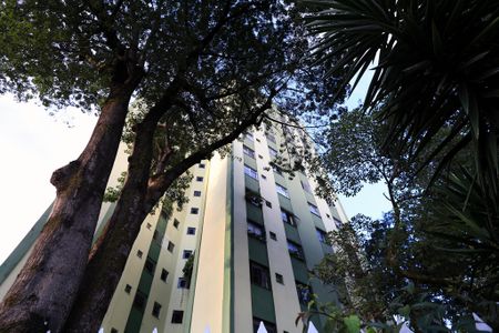 Apartamento para alugar com 66m², 2 quartos e 1 vagaFachada