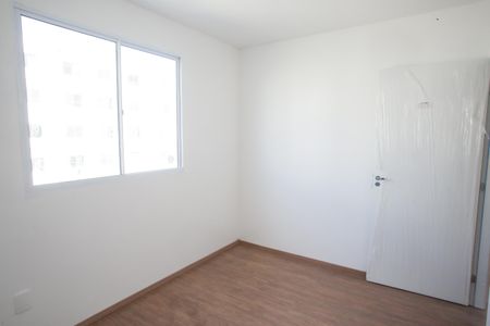 Quarto1 de apartamento para alugar com 2 quartos, 40m² em Taquara, Rio de Janeiro