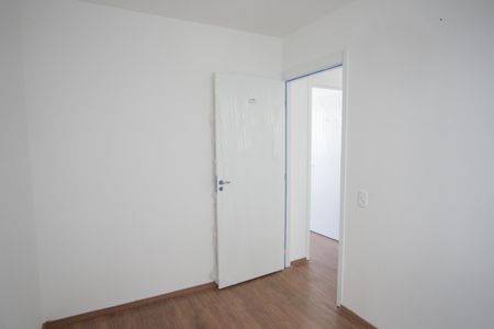 Quarto 2 de apartamento para alugar com 2 quartos, 40m² em Taquara, Rio de Janeiro