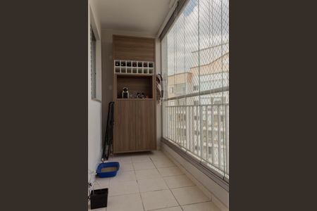 Apartamento à venda com 73m², 3 quartos e 2 vagasVaranda