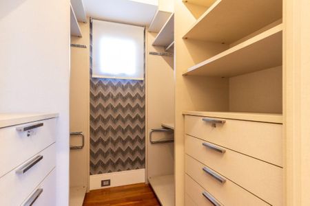 Apartamento à venda com 440m², 4 quartos e 4 vagas Apartamento à venda com 440m², 4 quartos e 4 vagasFoto 26