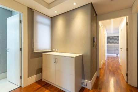Apartamento à venda com 440m², 4 quartos e 4 vagas Apartamento à venda com 440m², 4 quartos e 4 vagasFoto 11