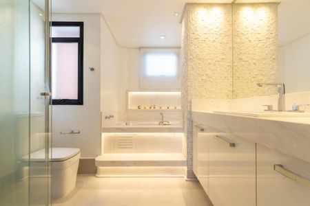 Apartamento à venda com 440m², 4 quartos e 4 vagas Apartamento à venda com 440m², 4 quartos e 4 vagasFoto 31