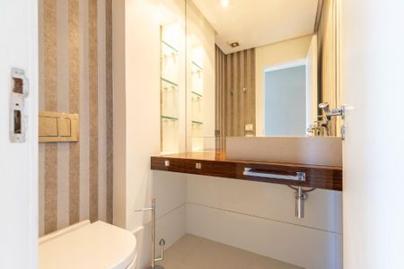 Apartamento à venda com 440m², 4 quartos e 4 vagas Apartamento à venda com 440m², 4 quartos e 4 vagasFoto 07