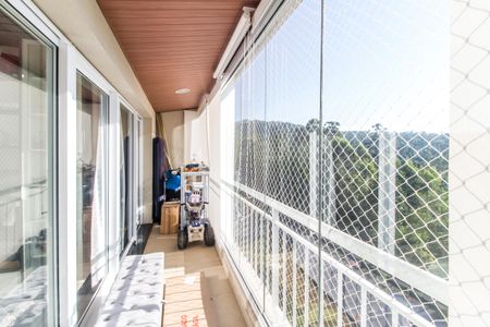 Apartamento à venda com 50m², 1 quarto e 1 vaga Apartamento à venda com 50m², 1 quarto e 1 vagaVaranda