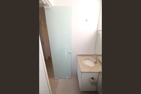 Apartamento para alugar com 70m², 2 quartos e 2 vagasBanheiro