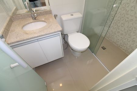 Apartamento para alugar com 70m², 2 quartos e 2 vagasBanheiro