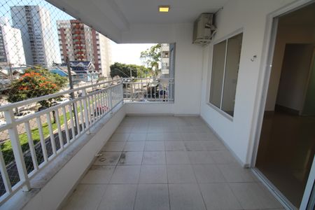Apartamento para alugar com 70m², 2 quartos e 2 vagasSacada