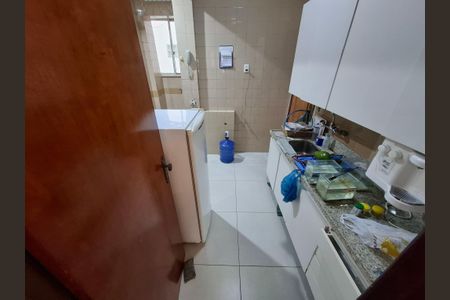 Apartamento para alugar com 65m², 2 quartos e sem vagaCozinha 