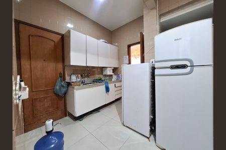 Apartamento para alugar com 65m², 2 quartos e sem vagaCozinha 