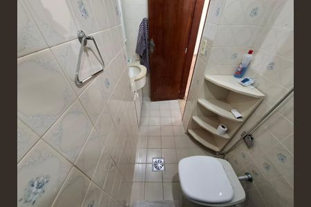 Apartamento para alugar com 65m², 2 quartos e sem vagaBanheiro 