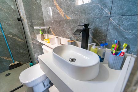 Apartamento à venda com 54m², 2 quartos e sem vagaBanheiro 