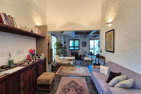 Sala de casa de condomínio à venda com 4 quartos, 398m² em Jardim das Palmeiras, Campinas