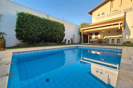 Casa de condomínio para alugar com 398m², 4 quartos e 4 vagasÁrea comum - Piscina