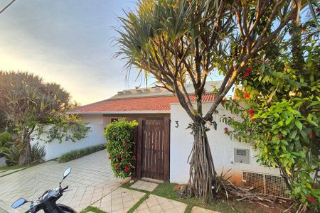 Casa de condomínio para alugar com 398m², 4 quartos e 4 vagasFachada do Prédio