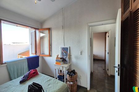 Casa de condomínio para alugar com 398m², 4 quartos e 4 vagasQuarto 3 