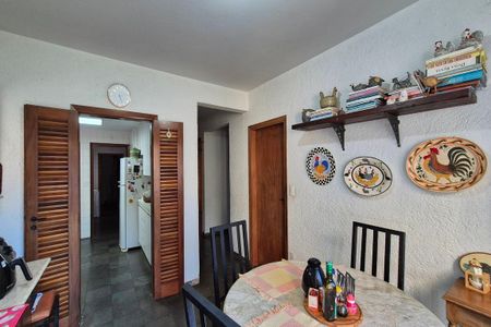 Casa de condomínio para alugar com 398m², 4 quartos e 4 vagasCopa 