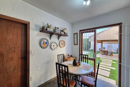 Casa de condomínio para alugar com 398m², 4 quartos e 4 vagasCopa 