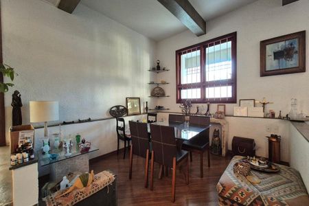 Casa de condomínio para alugar com 398m², 4 quartos e 4 vagasSala 2 