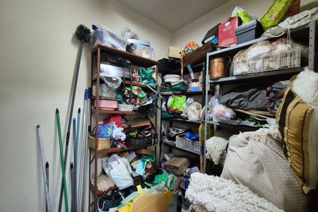 Casa de condomínio para alugar com 398m², 4 quartos e 4 vagasDespensa 