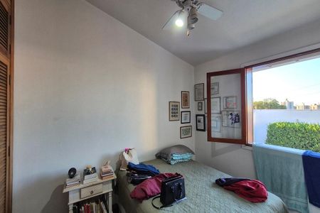 Casa de condomínio para alugar com 398m², 4 quartos e 4 vagasQuarto 3 