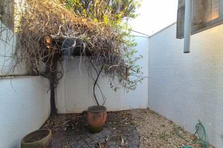 Casa de condomínio para alugar com 398m², 4 quartos e 4 vagasVista da Sala 