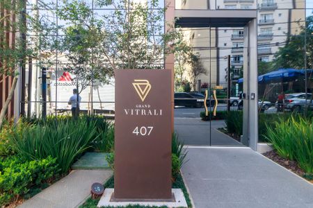 Studio para alugar com 27m², 0 quarto e sem vaga Studio para alugar com 27m², 0 quarto e sem vagaFachada