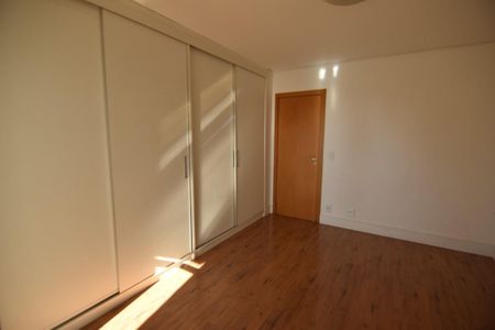 Apartamento à venda com 4 quartos, 276m² em Vila da Serra, Nova Lima