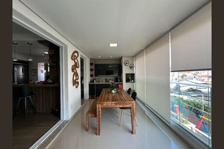 Apartamento à venda com 3 quartos, 104m² em Vila Lucia Elvira, São Paulo