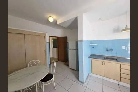 Casa à venda com 2 quartos, 90m² em Vila Gomes, São Paulo