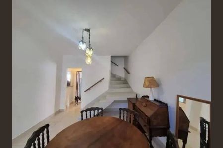 Casa à venda com 2 quartos, 90m² em Vila Gomes, São Paulo