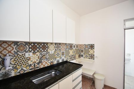 Apartamento à venda com 31m², 2 quartos e 1 vaga Apartamento à venda com 31m², 2 quartos e 1 vagacozinha