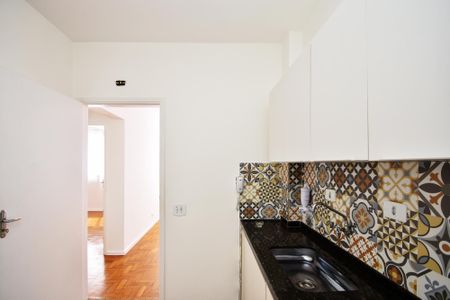 Apartamento à venda com 31m², 2 quartos e 1 vaga Apartamento à venda com 31m², 2 quartos e 1 vagacozinha