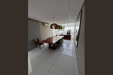Casa para alugar com 5 quartos, 760m² em Itaipu, Niterói