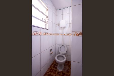 Casa para alugar com 50m², 1 quarto e 1 vaga Casa para alugar com 50m², 1 quarto e 1 vagaBanheiro Social