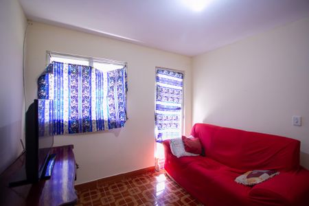 Sala de casa para alugar com 1 quarto, 50m² em Monjolos, São Gonçalo