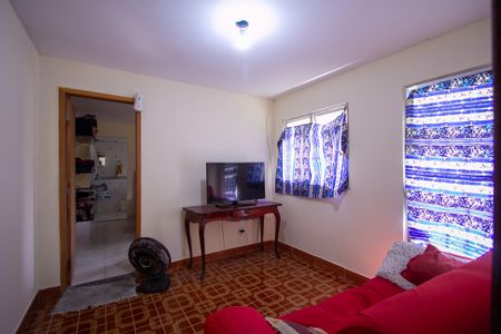 Sala de casa para alugar com 1 quarto, 50m² em Monjolos, São Gonçalo
