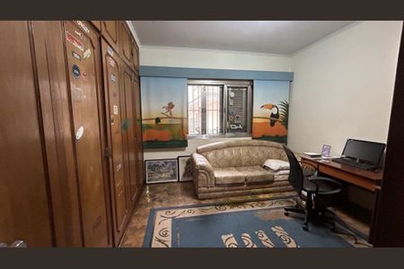 Casa à venda com 234m², 3 quartos e 6 vagas