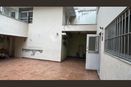Casa à venda com 234m², 3 quartos e 6 vagas