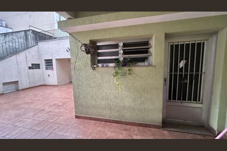 Casa à venda com 234m², 3 quartos e 6 vagas