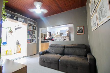 Casa 1 - Sala de casa à venda com 6 quartos, 300m² em Vila Prudente, São Paulo