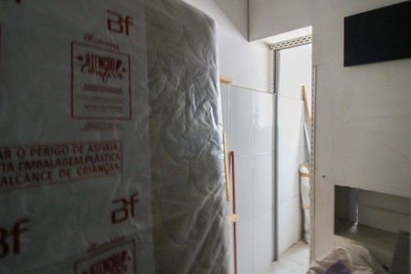 Casa à venda com 300m², 6 quartos e sem vaga Casa à venda com 300m², 6 quartos e sem vagaCasa 2 - Comôdo 2