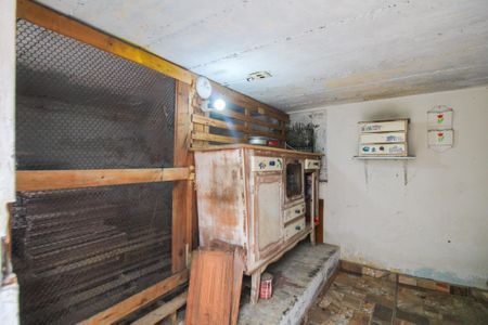 Casa à venda com 300m², 6 quartos e sem vaga Casa à venda com 300m², 6 quartos e sem vagaAnexo
