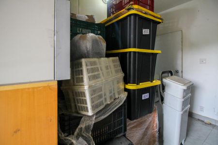 Casa à venda com 300m², 6 quartos e sem vaga Casa à venda com 300m², 6 quartos e sem vagaCasa 2 - Comôdo 3
