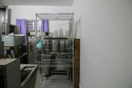 Casa à venda com 300m², 6 quartos e sem vaga Casa à venda com 300m², 6 quartos e sem vagaCasa 2 - Comôdo 4