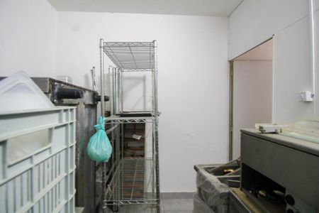 Casa à venda com 300m², 6 quartos e sem vaga Casa à venda com 300m², 6 quartos e sem vagaCasa 2 - Comôdo 4