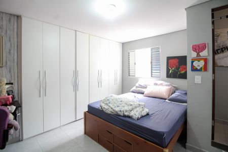 Casa à venda com 300m², 6 quartos e sem vaga Casa à venda com 300m², 6 quartos e sem vagaCasa 1 - Quarto 1 - Suite